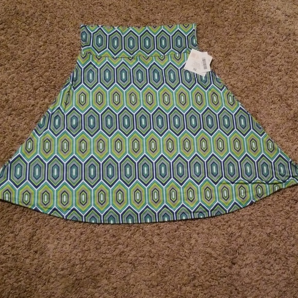 LuLaRoe Dresses & Skirts - Lularoe Azure - XL LuLaRoe Dresses & Skirts - Lularoe Azure - XL